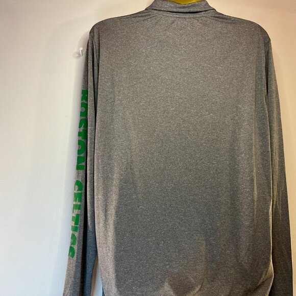 Old Navy Men's NBA Boston Celtics 1/4 Zip Pullover Shirt - Size Large - NWT - Picture 3 of 4